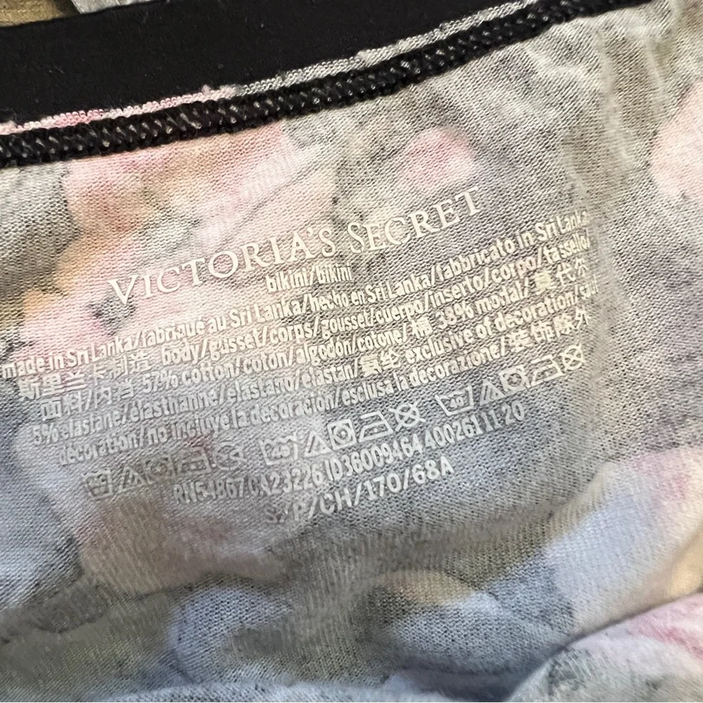 Victoria Secret Bikini Cotton Panties - Picture 4 of 15